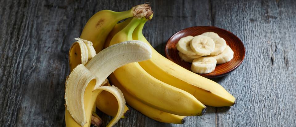 Bananen und Bananenscheiben